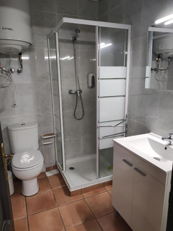 Apt 3 Atic Acollidor Al Centre De Vic - Aptgarbi Dış mekan fotoğraf